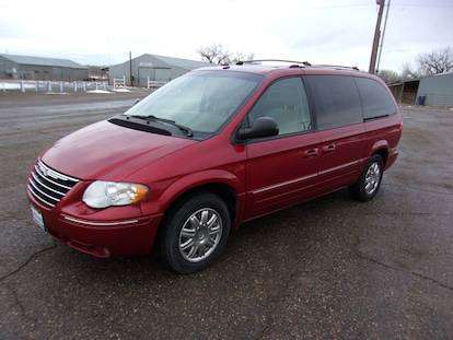 2007 Chrysler Town & Country for sale in Canton, OH
