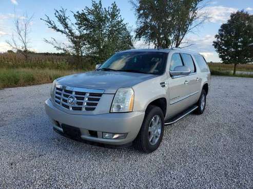 2007 Cadillac Escalade ESV - cars & trucks - by dealer - vehicle... for sale in Whiteside, MO
