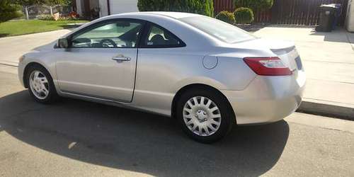 2007 Honda Civic LX - cars & trucks - by owner - vehicle automotive... for sale in Corcoran, CA