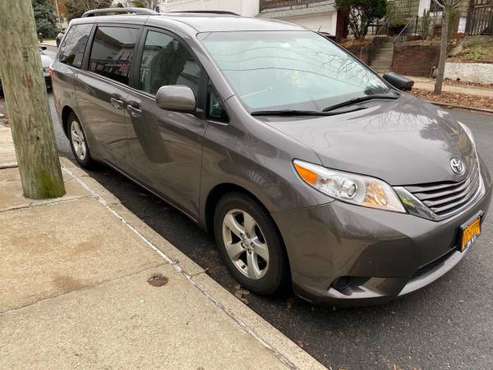 Toyota Sienna LE owner sell - cars & trucks - by owner - vehicle... for sale in College Point, NY
