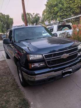 06' chevy silverado LT crew cab - cars & trucks - by owner - vehicle... for sale in Oak View, CA