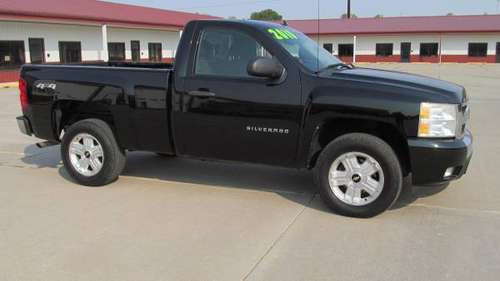 2010 Chevrolet Silverado 1500 LT 4x4 (REDUCED) - cars & trucks - by... for sale in Council Bluffs, IA