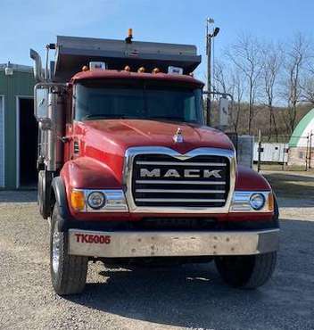2004 MACK CV713 Granite Tri-axle Dump Truck - - by for sale in Rices Landing, PA