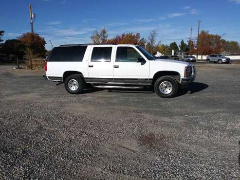 1999 Chevy Suburban LT 1500 4x4 5.7 L Vortec run and drives excellent for sale in Reno, NV