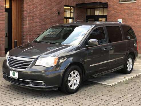 2012 Chrysler Town & Country LWB Touring w/STO-N-GO/Only 119k MIL for sale in Gresham, OR