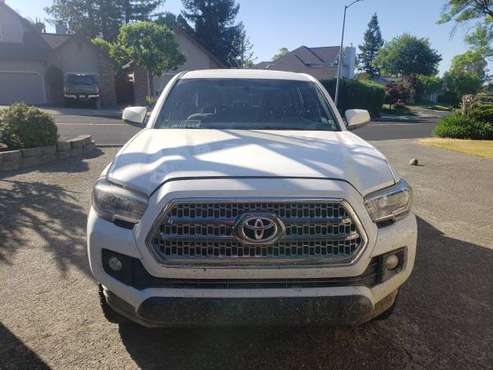 2017 TRD Offroad 6ft Bed for sale in Windsor, CA