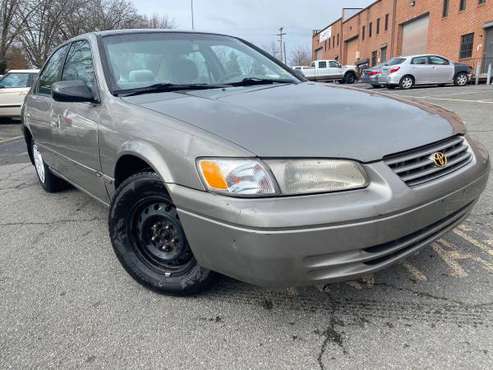 1997 TOYOTA CAMRY LE LOW MILES 120K COLD A/C RUNS GREAT - cars &... for sale in Annandale, District Of Columbia