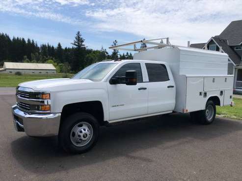 2016 Chevy Silverado 3500 Dually Duramax Diesel 4x4 Only 77k - cars for sale in Damascus, OR
