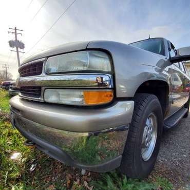 2003 Chevy Suburban - cars & trucks - by owner - vehicle automotive... for sale in Chicago, IL