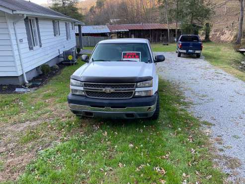 2005 Chevrolet Silverado 2500 HD, 4X4 - cars & trucks - by owner -... for sale in Pikeville, KY