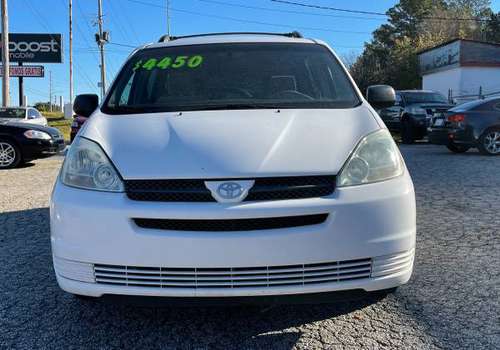 2004 TOYOTA SIENNA LE- 1-OWNER - POWER DOOR - DVD PLAYER - cars &... for sale in Carrollton, GA