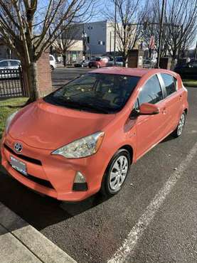 Toyota Prius C 🚗 🚗 🚗 - cars & trucks - by owner - vehicle automotive... for sale in Portland, OR