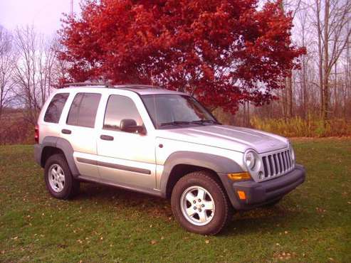 2007 Jeep Liberty 4x4 Southern PA Vehicle - cars & trucks - by owner... for sale in Mexico, NY