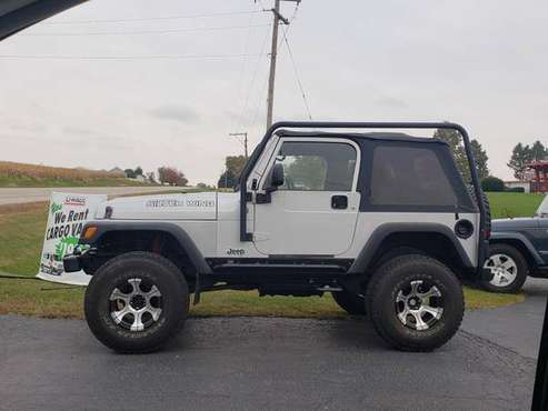 2006 JEEP WRANGLER LIFTED NEW TIRES 4X4 - cars & trucks - by dealer... for sale in Kewanee, IL