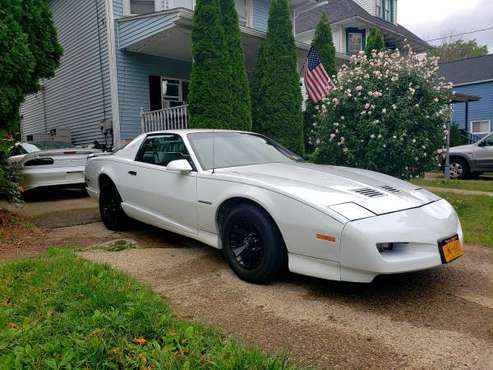 1991 Pontiac Firebird - cars & trucks - by owner - vehicle... for sale in Buffalo, NY