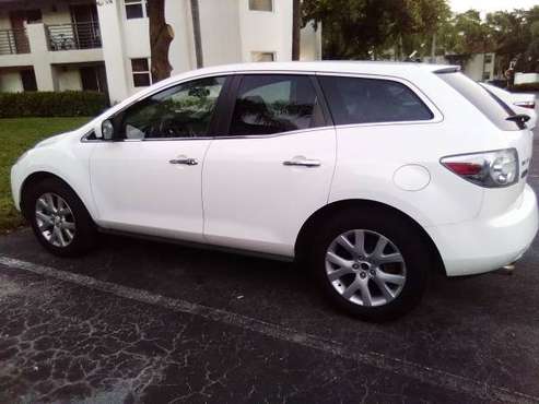 White Mazda CX-7 - cars & trucks - by owner - vehicle automotive sale for sale in Dania, FL