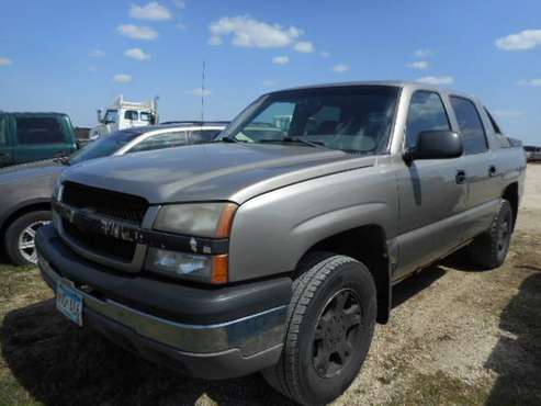 2003 Chevrolet 1500 Avalanche 4x4 - - by dealer for sale in Eyota, MN