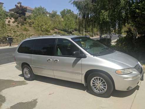Chrysler Town & Country, Handicapped equipped - - by for sale in Moorpark, CA