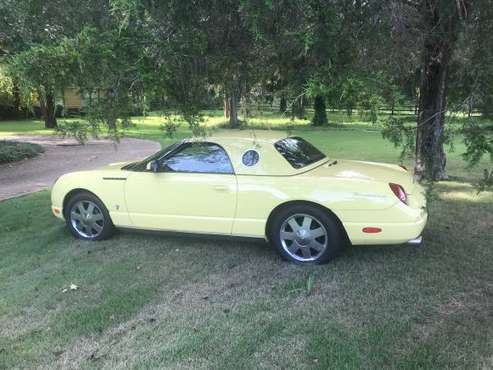 2002 FORD THUNDEBIRD DELUXE PREMIUM EDITION - cars & trucks - by... for sale in Tuscumbia, AL