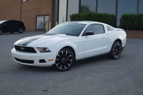 2011 Ford Mustang 2011 FORD MUSTANG 2D COUPE MANUAL 61 - cars & for sale in Nashville, TN