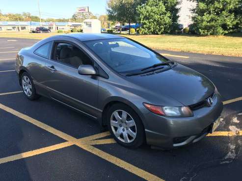 2007 Honda Civic Coupe 5 speed Stick Shift for sale in Berlin, NJ