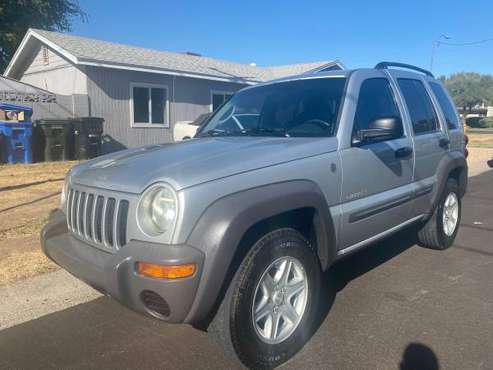 2004 JEEP LIBERTY 4X4 - cars & trucks - by owner - vehicle... for sale in Phoenix, AZ