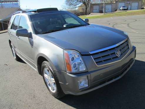 2005 Cadillac SRX AWD 3.6L low miles - cars & trucks - by dealer -... for sale in Hot Springs National Park, AR