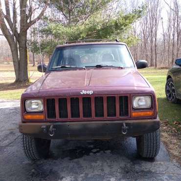 2000 Jeep Cherokee - cars & trucks - by owner - vehicle automotive... for sale in South Lyon, MI
