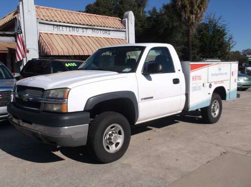 2004 CHEVROLET 2500HD SIVERADO /V8/AUTO/T LIFT/XXTRA CLEAN - cars &... for sale in West Columbia, SC