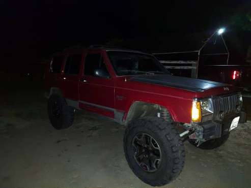 1992 Jeep Cherokee Laredo xj - cars & trucks - by owner - vehicle... for sale in Gonzales, CA