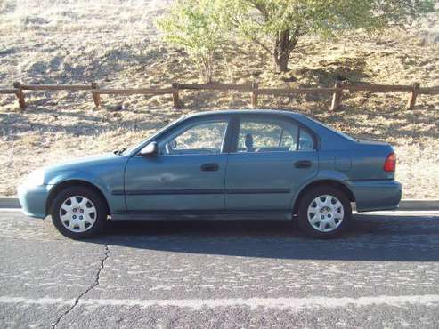 1999 Honda Civic DX.4 cyl auto.Low miles.Runs great.Alarm.Smog cert.... for sale in Concord, CA