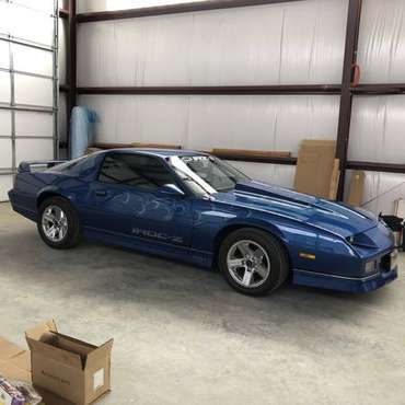 1989 Chevrolet Camaro IROC-Z with Custom Ghost Flames - cars & for sale in Lake Oswego, OR