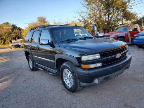 CHEVROLET TAHOE Z71 3 ROW (MINT) - cars & trucks - by owner -... for sale in San Antonio, TX