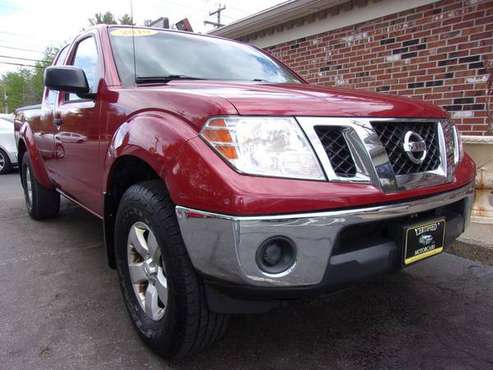 2010 Nissan Frontier SE V6 King Cab 4x4, 136k Miles, Maroon/Tan for sale in Franklin, MA
