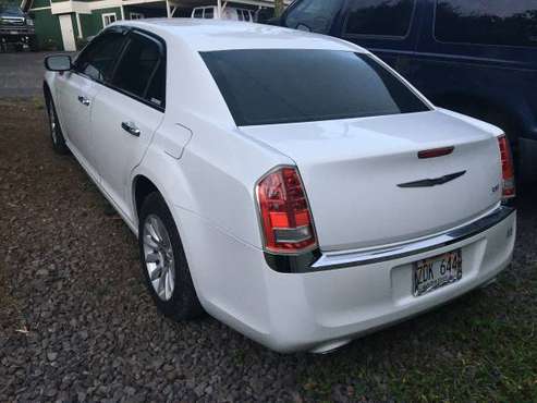2013 Chrysler 300 for sale in Kamuela, HI