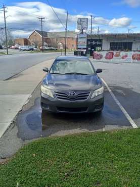 2009 toyota camry runs great - cars & trucks - by owner - vehicle... for sale in Asheville, NC