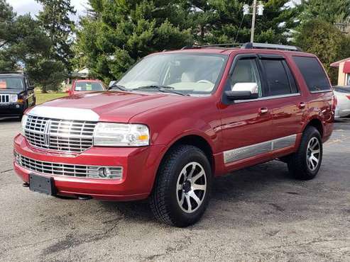 2008 Lincoln Navigator, Clean Carfax, 4X4, DVD, Backup Camera,... for sale in Lapeer, MI
