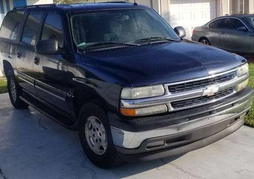 2005 Chevy Suburban - cars & trucks - by owner - vehicle automotive... for sale in Pompano Beach, FL