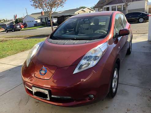 2011 Nissan Leaf SL - cars & trucks - by owner - vehicle automotive... for sale in Torrance, CA