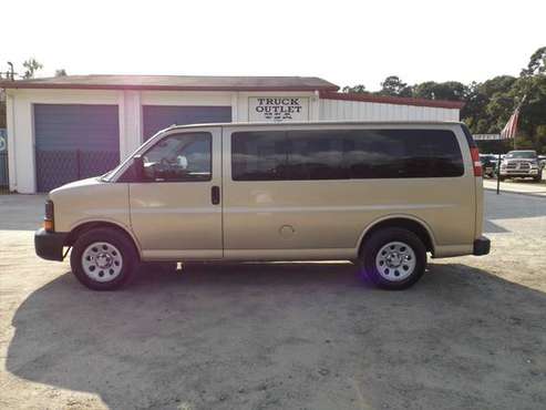 2011 Chevrolet Express 8 Passenger Van for sale in Kathleen, GA