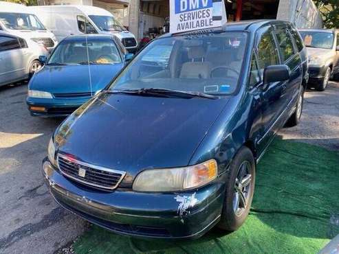 1996 Honda Odyssey 4dr LX - cars & trucks - by dealer - vehicle... for sale in Yonkers, NY