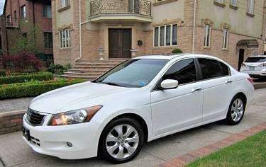 2010 HONDA ACCORD EXL (1 OWNER. NEW TIMING) - cars & trucks - by... for sale in Louisville, KY