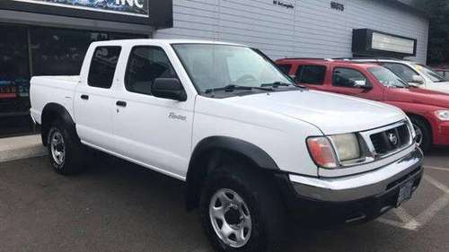 2000 Nissan Frontier XE..GREAT QUALITY TRUCK!! 4dr XE Crew Cab SB 3... for sale in Portland, OR