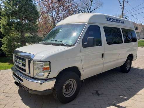 2011 Ford Econoline E-250 Wheelchair Mobility Van - 6, 990 - cars & for sale in Des Plaines, IL