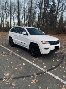 Jeep Grand Cherokee - cars & trucks - by owner - vehicle automotive... for sale in Gladstone, OR
