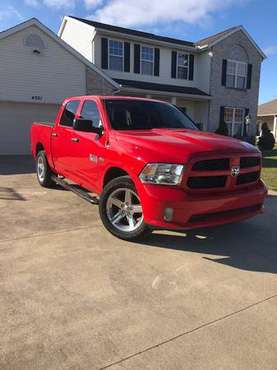 RAM 1500 Crew Cab 2014 - cars & trucks - by owner - vehicle... for sale in Leesburg, IN