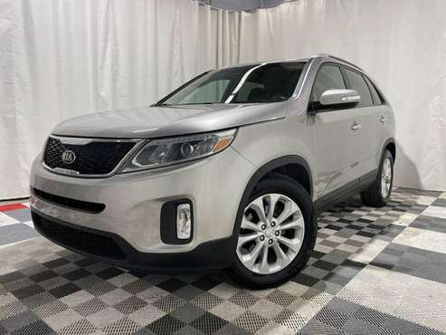 2014 KIA SORENTO EX AWD - - by dealer - vehicle for sale in North Randall, OH