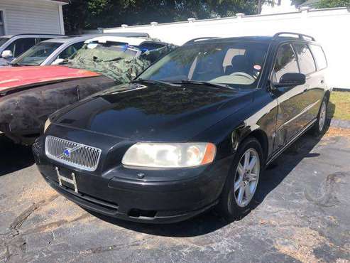2005 Volvo v70 needs motor for sale in Milford, CT