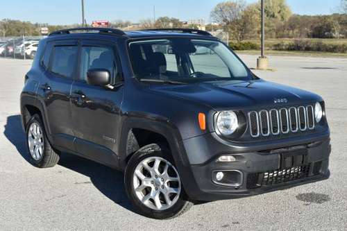 2017 Jeep Renegade Latitude 4X4 ***24K Miles Only*** - cars & trucks... for sale in Omaha, IA