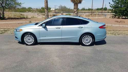 Great fuel economy! 2014 Ford Fusion SE Hybrid! - - by for sale in Alamogordo, NM
